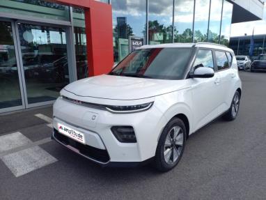 Voir le détail de l'offre de cette KIA e-Soul 204ch Lounge de 2023 en vente à partir de 448.78 €  / mois