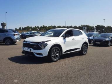 Voir le détail de l'offre de cette KIA Sportage 1.6 T-GDi 210ch HEV GT-Line BVA6 de 2024 en vente à partir de 39 999 € 