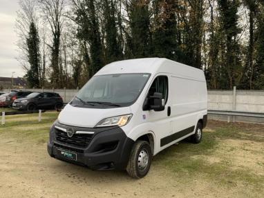 Voir le détail de l'offre de cette OPEL Movano Fg 3.3T L1H1 2.2d 120ch Pack Clim de 2022 en vente à partir de 308.64 €  / mois