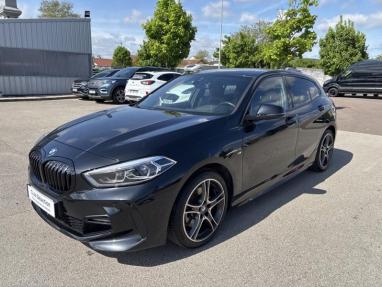 Voir le détail de l'offre de cette BMW 120dA 190ch M Sport de 2020 en vente à partir de 358.03 € / mois