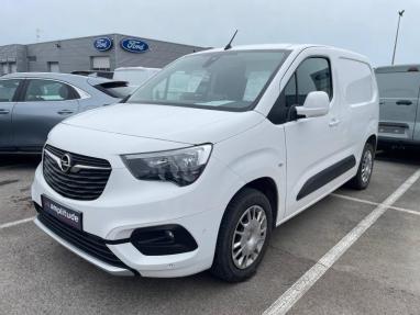 Voir le détail de l'offre de cette OPEL Combo Cargo L1H1 650kg 1.5 100ch S&S Pack Business de 2020 en vente à partir de 234.16 €  / mois