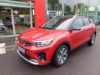 Voir le détail de l'offre de cette KIA Stonic 1.0 T-GDi 120ch MHEV GT Line iBVM6 de 2022 en vente à partir de 196.29 €  / mois