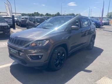 Voir le détail de l'offre de cette JEEP Compass 1.6 MultiJet II 120ch Brooklyn Edition 4x2 117g de 2018 en vente à partir de 15 599 € 