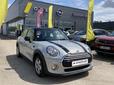 Voir le détail de l'offre de cette MINI Mini 5 Portes Cooper 136ch BVA de 2015 en vente à partir de 562.7 €  / mois