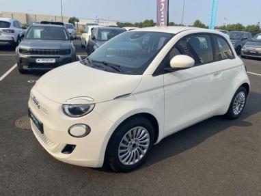 Voir le détail de l'offre de cette FIAT 500 e 95ch action de 2022 en vente à partir de 14 999 €