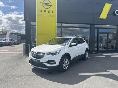 Voir le détail de l'offre de cette OPEL Grandland X 1.5 D 130ch Elegance Business BVA8 de 2021 en vente à partir de 17 899 € 