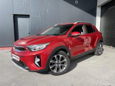 Voir le détail de l'offre de cette KIA Stonic 1.0 T-GDi 120ch MHEV Active iBVM6 de 2021 en vente à partir de 14 790 € 