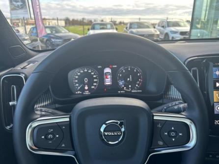 VOLVO XC40 B3 163ch R-Design DCT 7 à vendre à Troyes - Image n°8