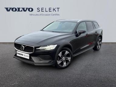 Voir le détail de l'offre de cette VOLVO V60 Cross Country B4 AWD 197ch Pro Geartronic 8 de 2023 en vente à partir de 488.21 €  / mois