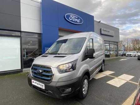 FORD Transit 2T Fg PE 390 L2H2 198 kW Batterie 75/68 kWh Trend Business à vendre à Bourges - Image n°1