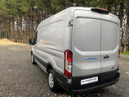 FORD Transit 2T Fg PE 390 L2H2 198 kW Batterie 75/68 kWh Trend Business à vendre à Bourges - Image n°5